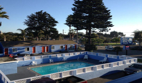 Blue Seal Inn - Outdoor Pool