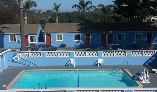 Blue Seal Inn - Outdoor Pool